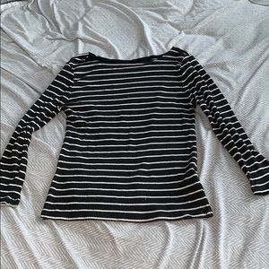 Black and white stripped ribbed top